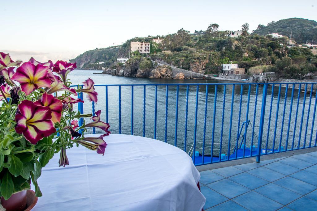 Hotel Rocce Azzurre Lipari  Exterior foto