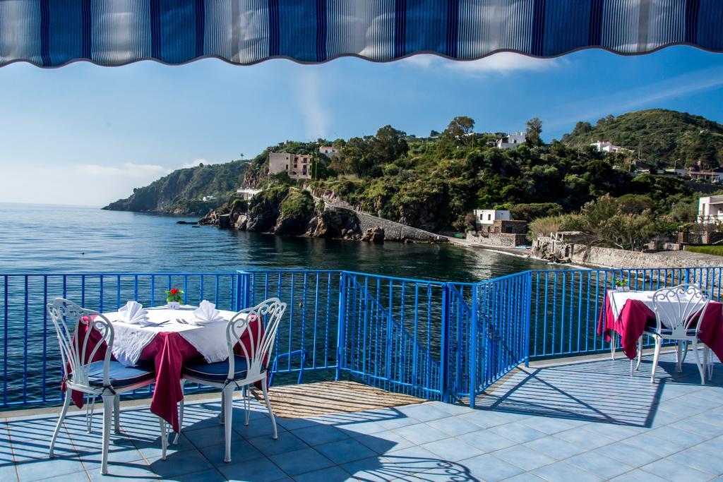 Hotel Rocce Azzurre Lipari  Exterior foto